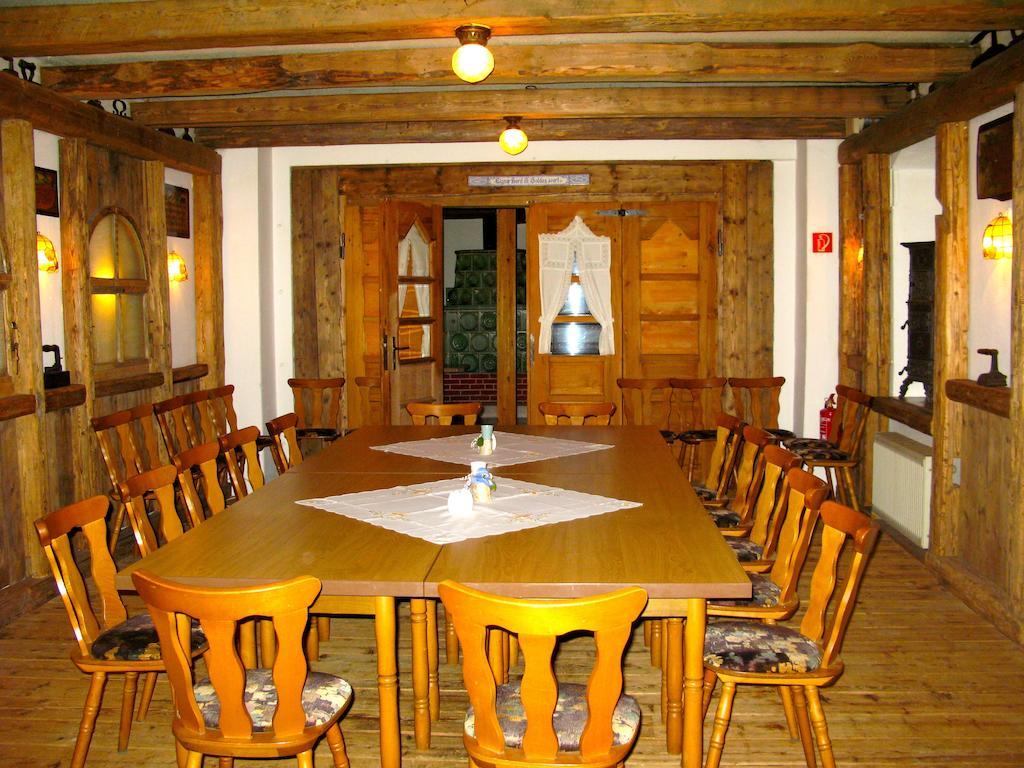 Landhotel Goldener Becher Limabach - Oberfrohna Zewnętrze zdjęcie