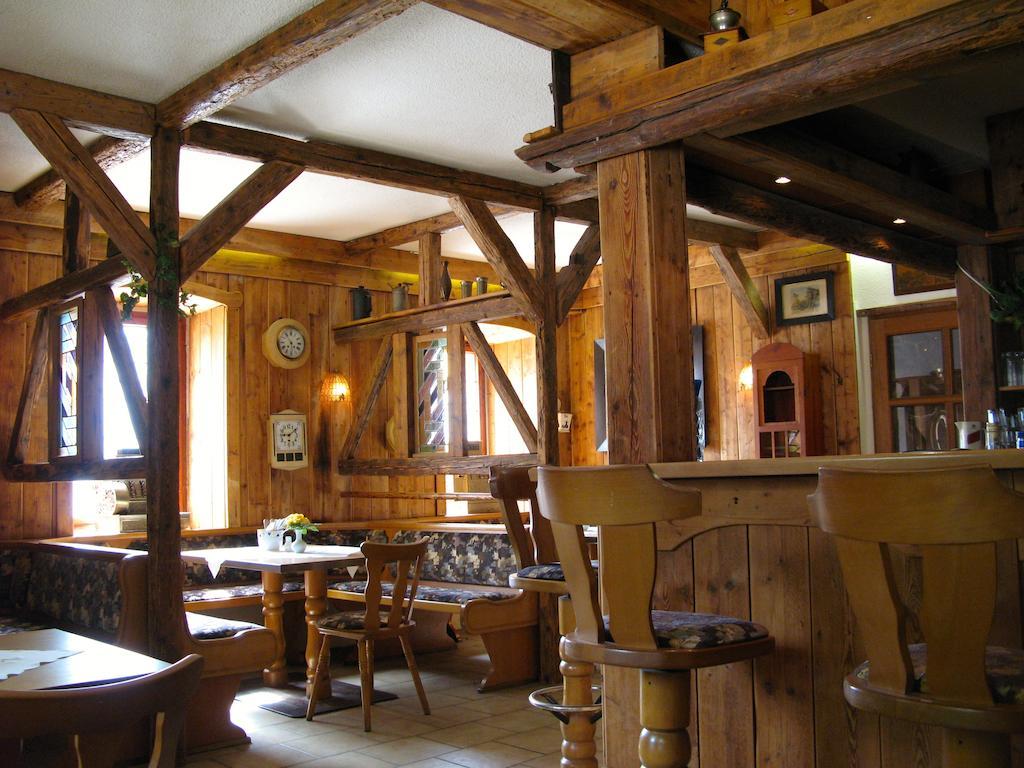 Landhotel Goldener Becher Limabach - Oberfrohna Zewnętrze zdjęcie