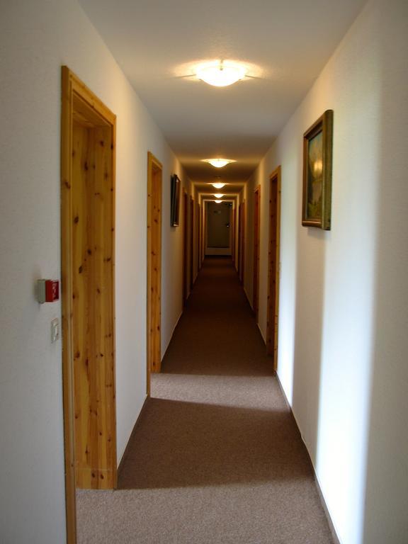Landhotel Goldener Becher Limabach - Oberfrohna Zewnętrze zdjęcie