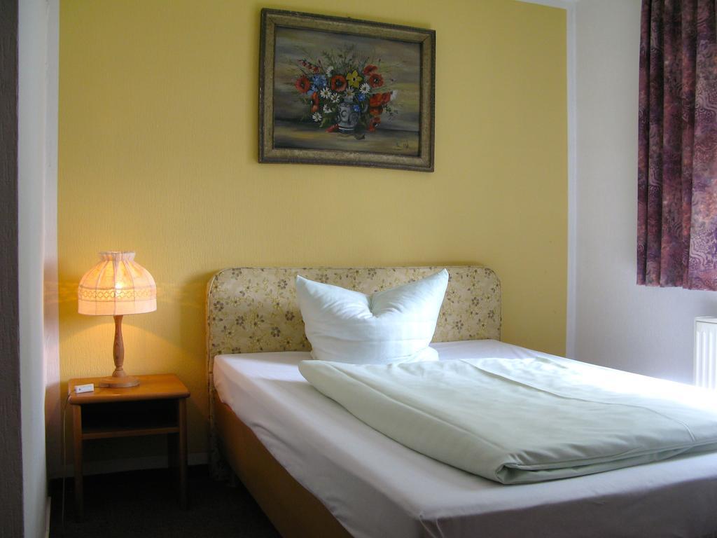 Landhotel Goldener Becher Limabach - Oberfrohna Pokój zdjęcie