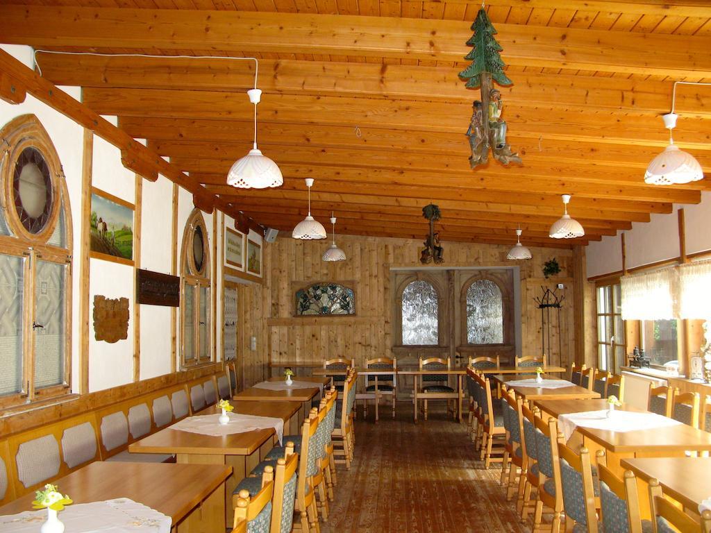 Landhotel Goldener Becher Limabach - Oberfrohna Zewnętrze zdjęcie
