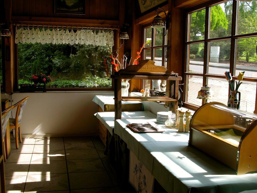 Landhotel Goldener Becher Limabach - Oberfrohna Zewnętrze zdjęcie