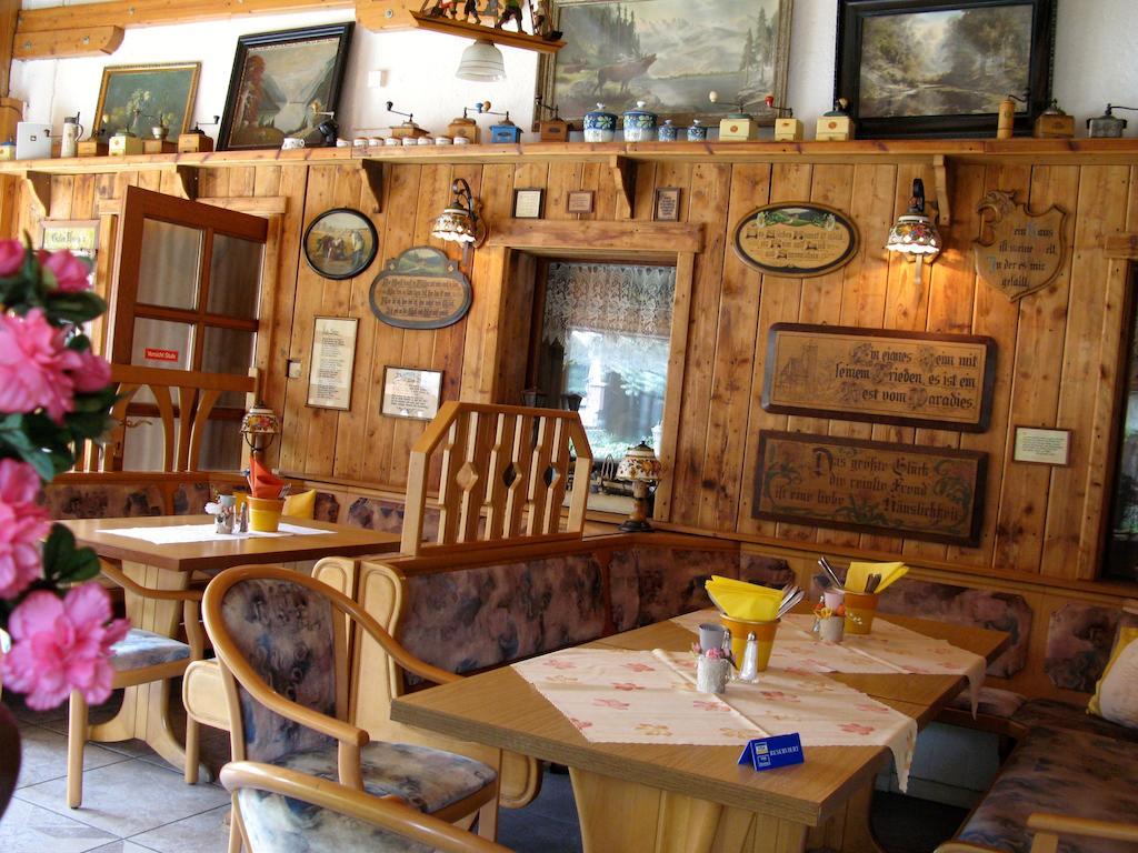 Landhotel Goldener Becher Limabach - Oberfrohna Zewnętrze zdjęcie